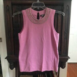 DKNY: PURPLE SLEEVELESS  KNIT TOP WITH BEADING AT NECKLINE SIZE M